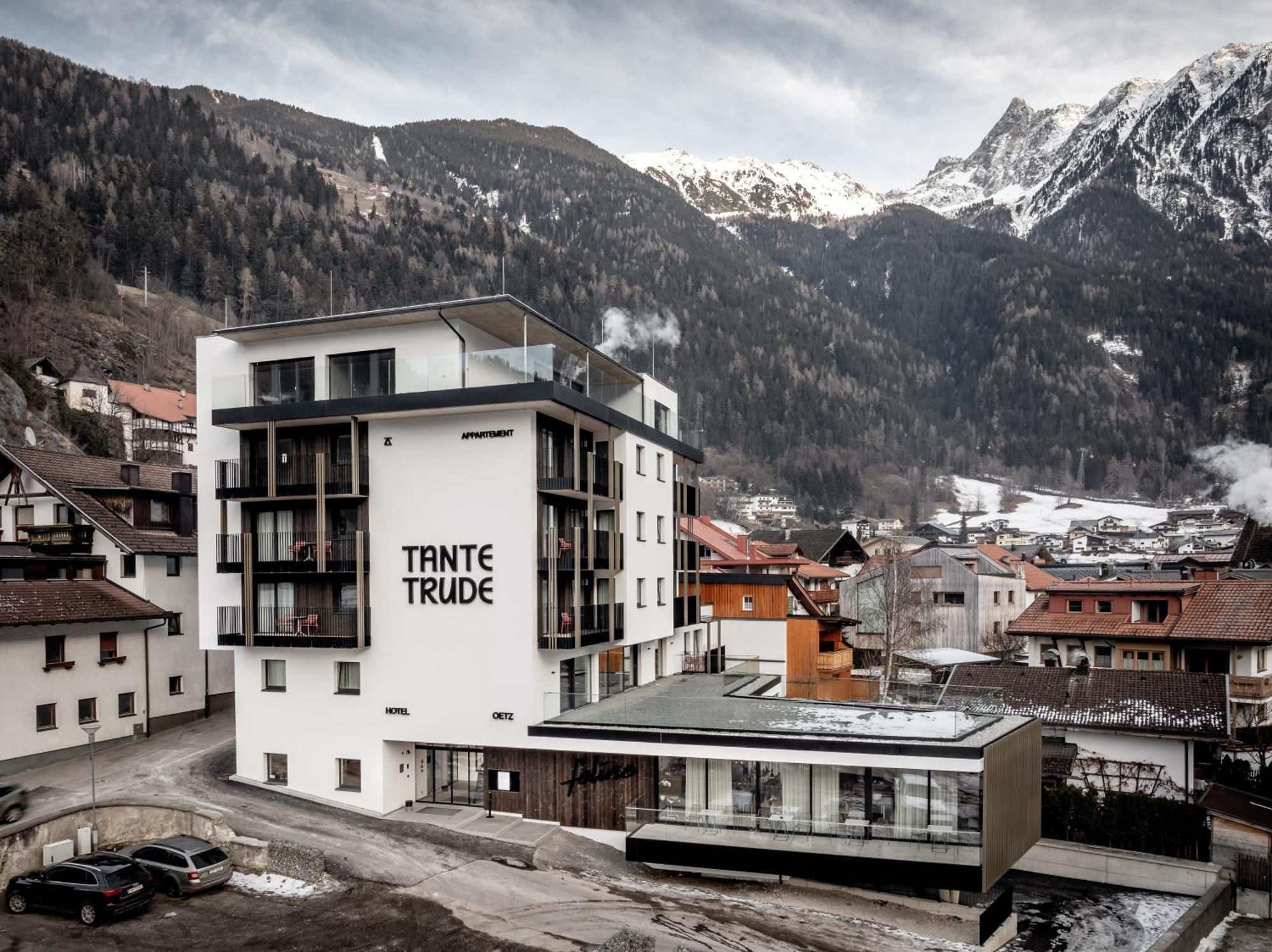 Aparthotel Tante Trude Oetz Exteriör bild