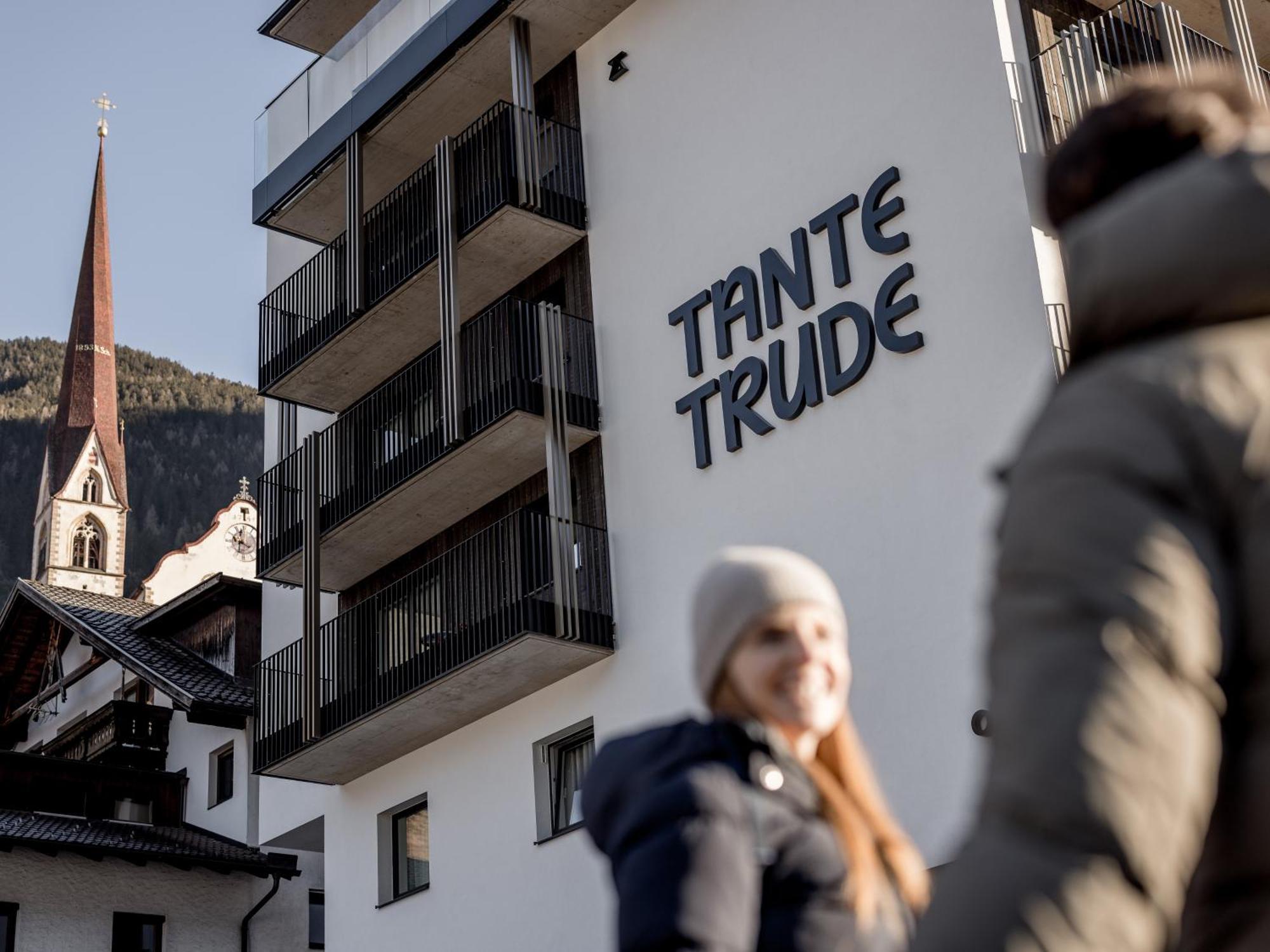 Aparthotel Tante Trude Oetz Exteriör bild